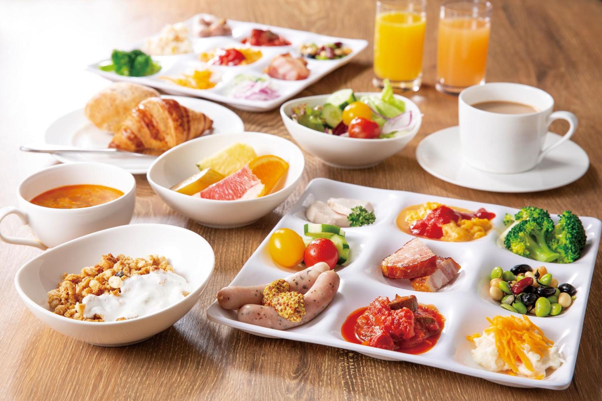 The Royal Park Hotel Tokyo Haneda Airport Terminal 3 Tóquio Exterior foto A typical Japanese breakfast